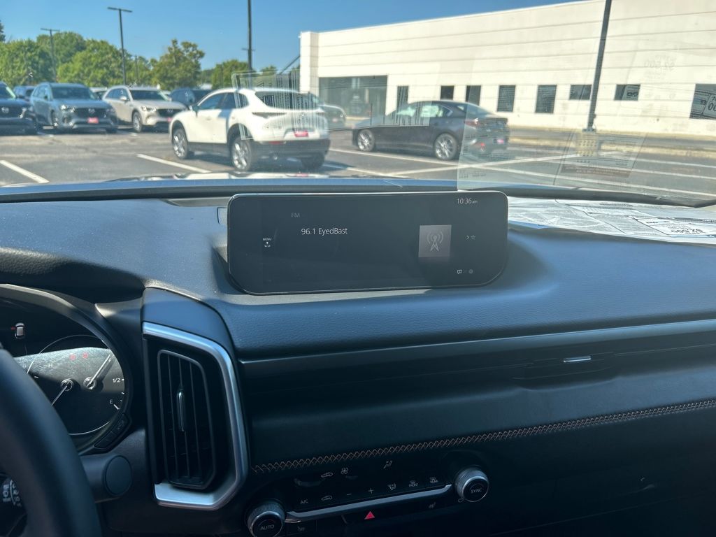 2025 Mazda CX-50 Premium photo 13