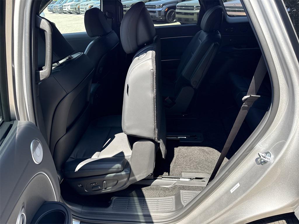 2026 Hyundai Palisade Calligraphy photo 13