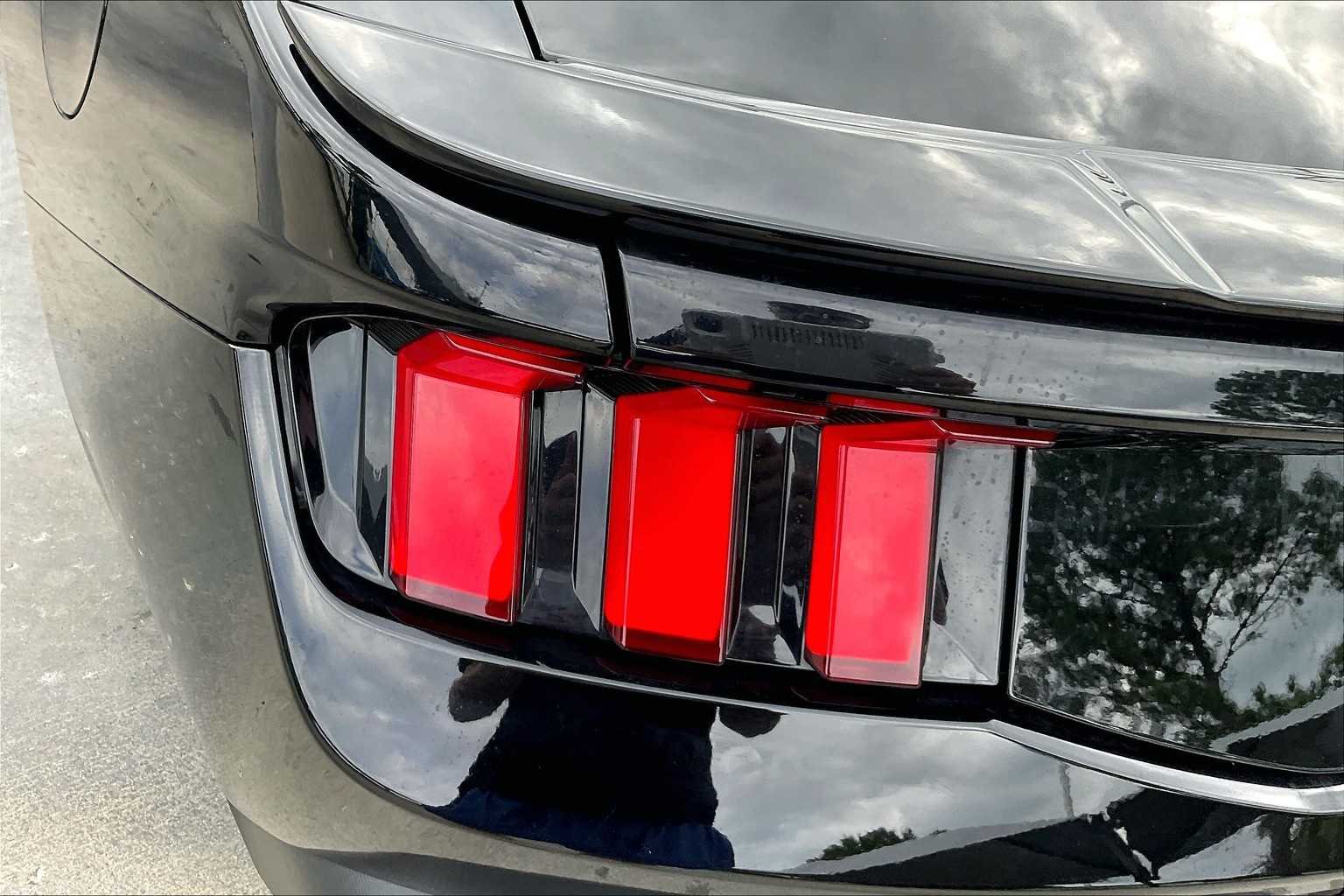 2024 Ford Mustang GT Premium photo 26