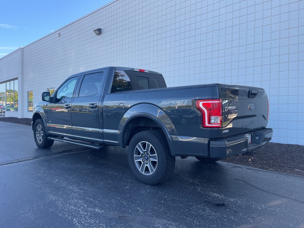 2016 Ford F-150 XLT photo 2