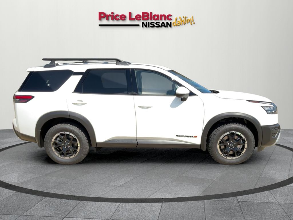 2025 Nissan Pathfinder Rock Creek photo 6