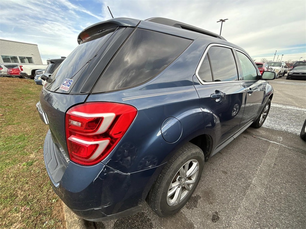 2016 Chevrolet Equinox LT photo 2
