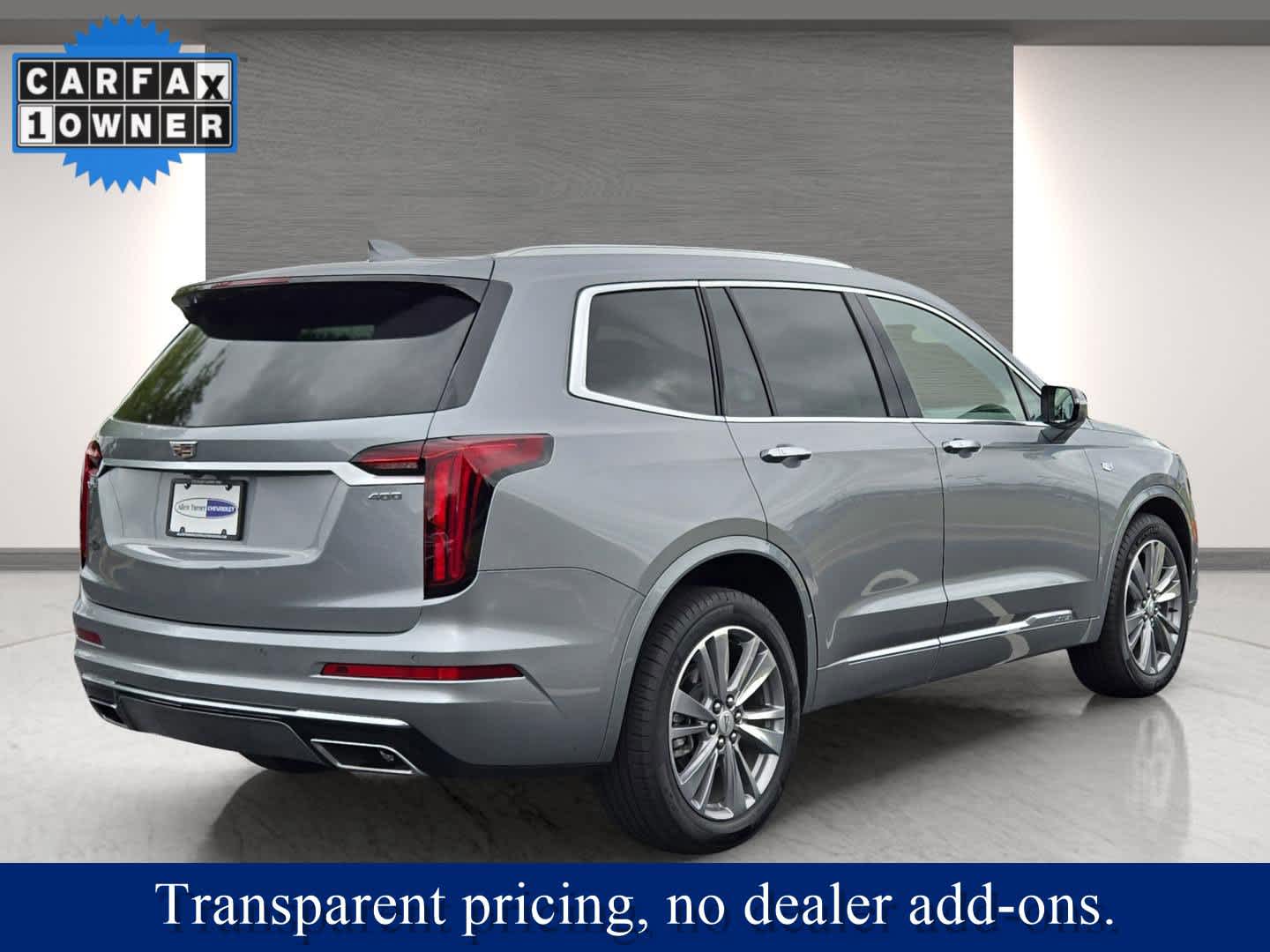 2025 Cadillac XT6 Premium Luxury photo 4
