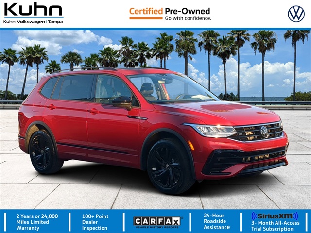 2024 Volkswagen Tiguan SE R-LINE BLACK's photo