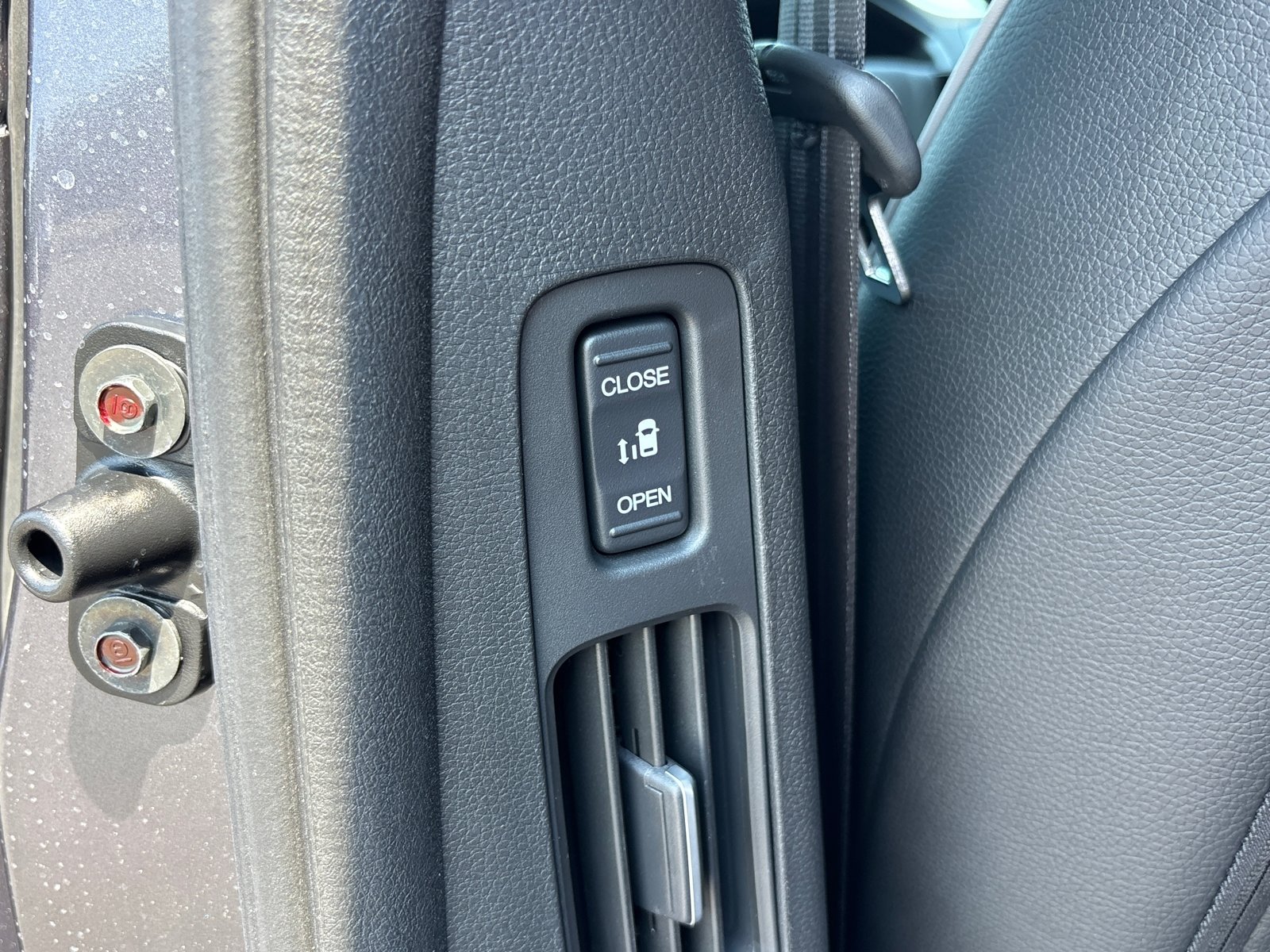 2026 Honda Odyssey Touring photo 28