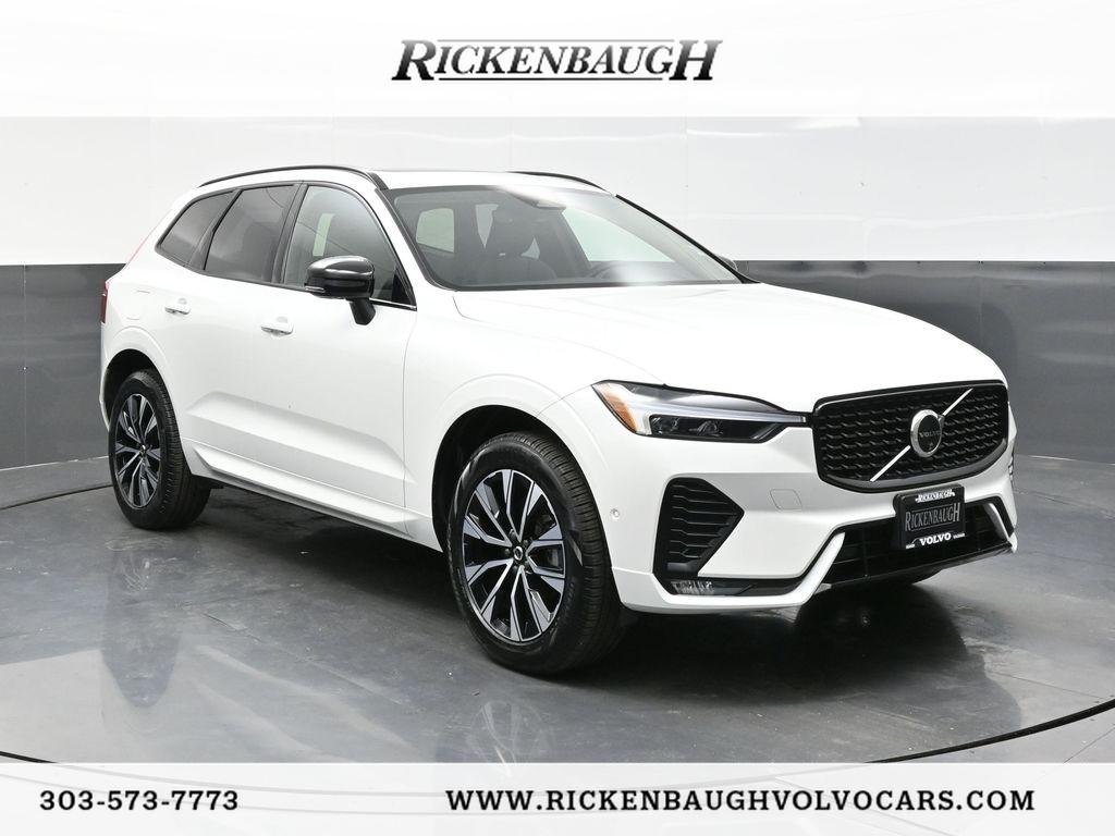 2025 Volvo XC60 Plus's photo