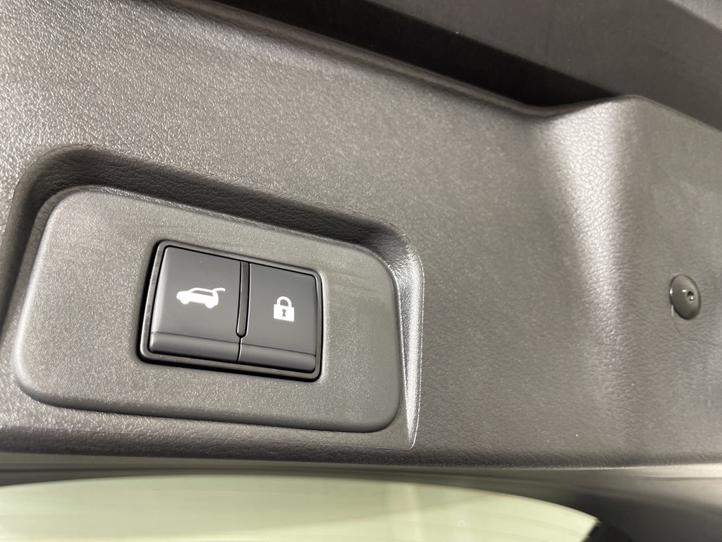 2026 Nissan Rogue SV photo 37