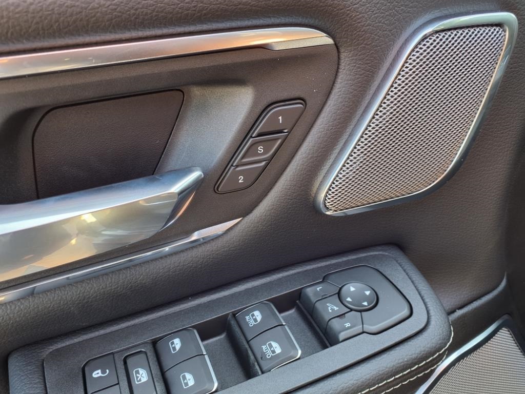 2026 Ram 1500 Laramie photo 8