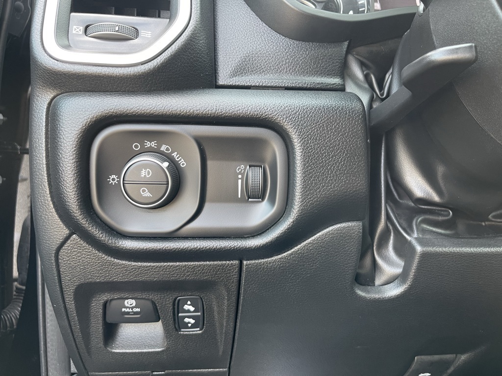 2022 Ram 1500 Big Horn Lone Star photo 38