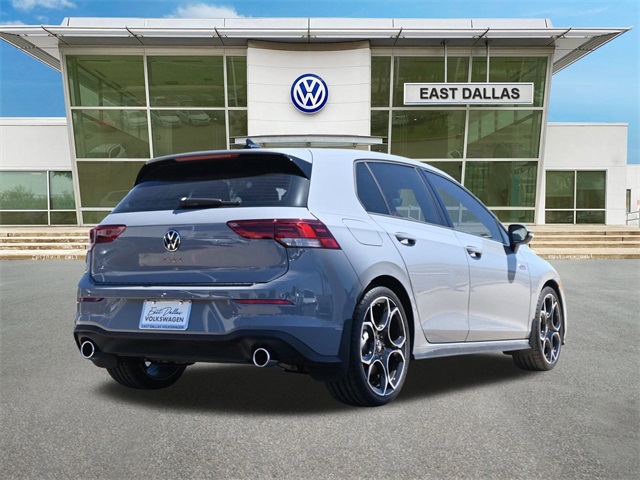2025 Volkswagen Golf GTI Autobahn photo 3