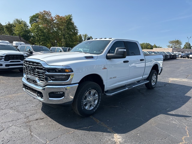 2025 Ram 2500 Big Horn photo 4