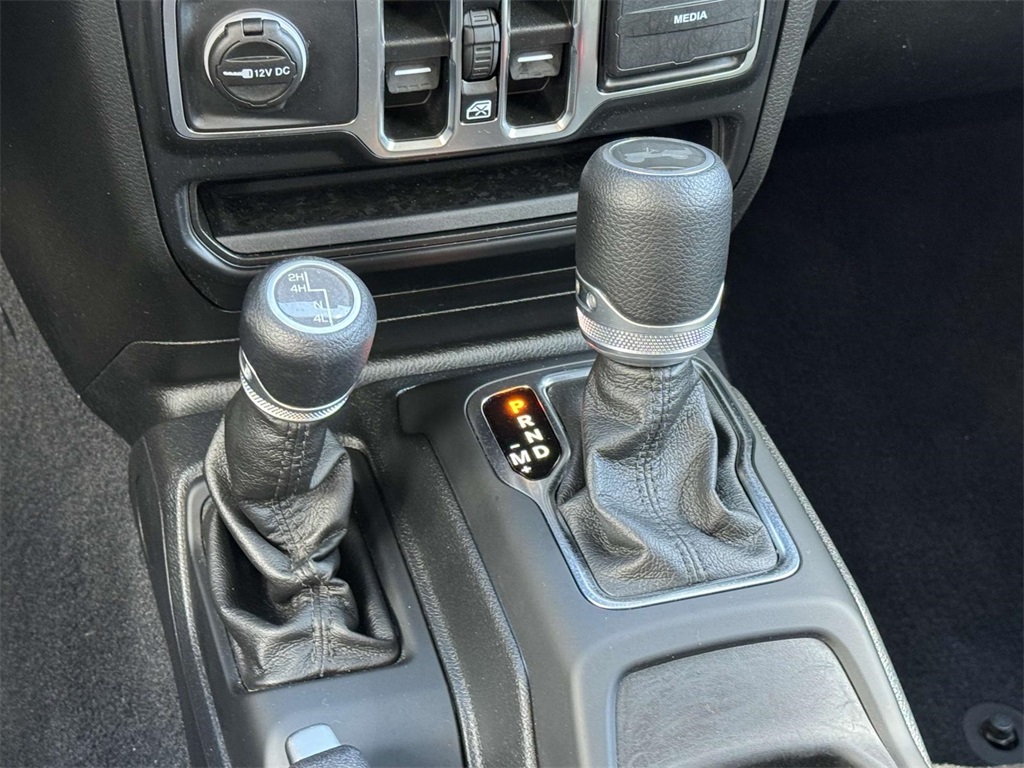 2021 Jeep Wrangler Unlimited Islander photo 21