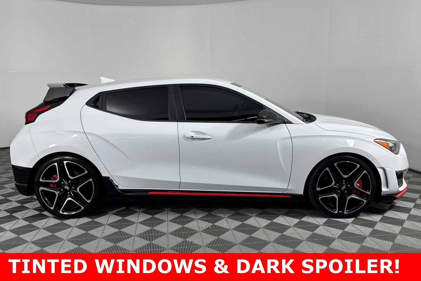 2020 Hyundai Veloster N photo 3