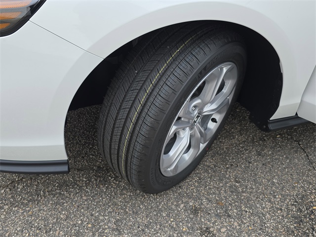 2025 Honda Accord 1.5T LX photo 28