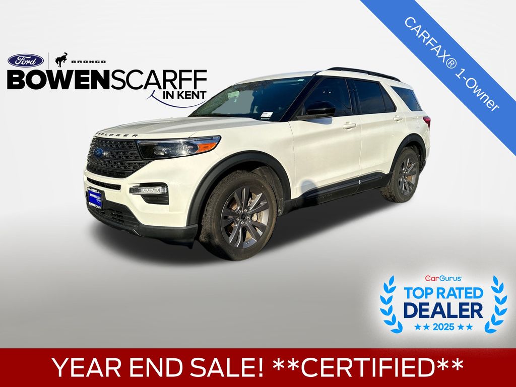 2022 Ford Explorer XLT's photo