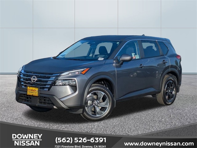 2026 Nissan Rogue SV's photo