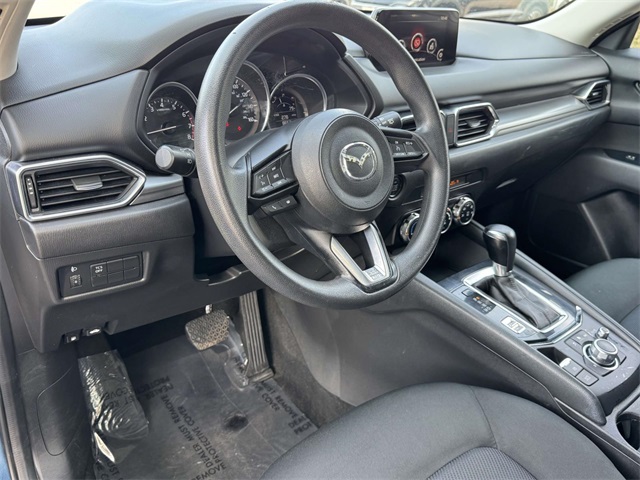 2017 Mazda CX-5 Sport photo 2