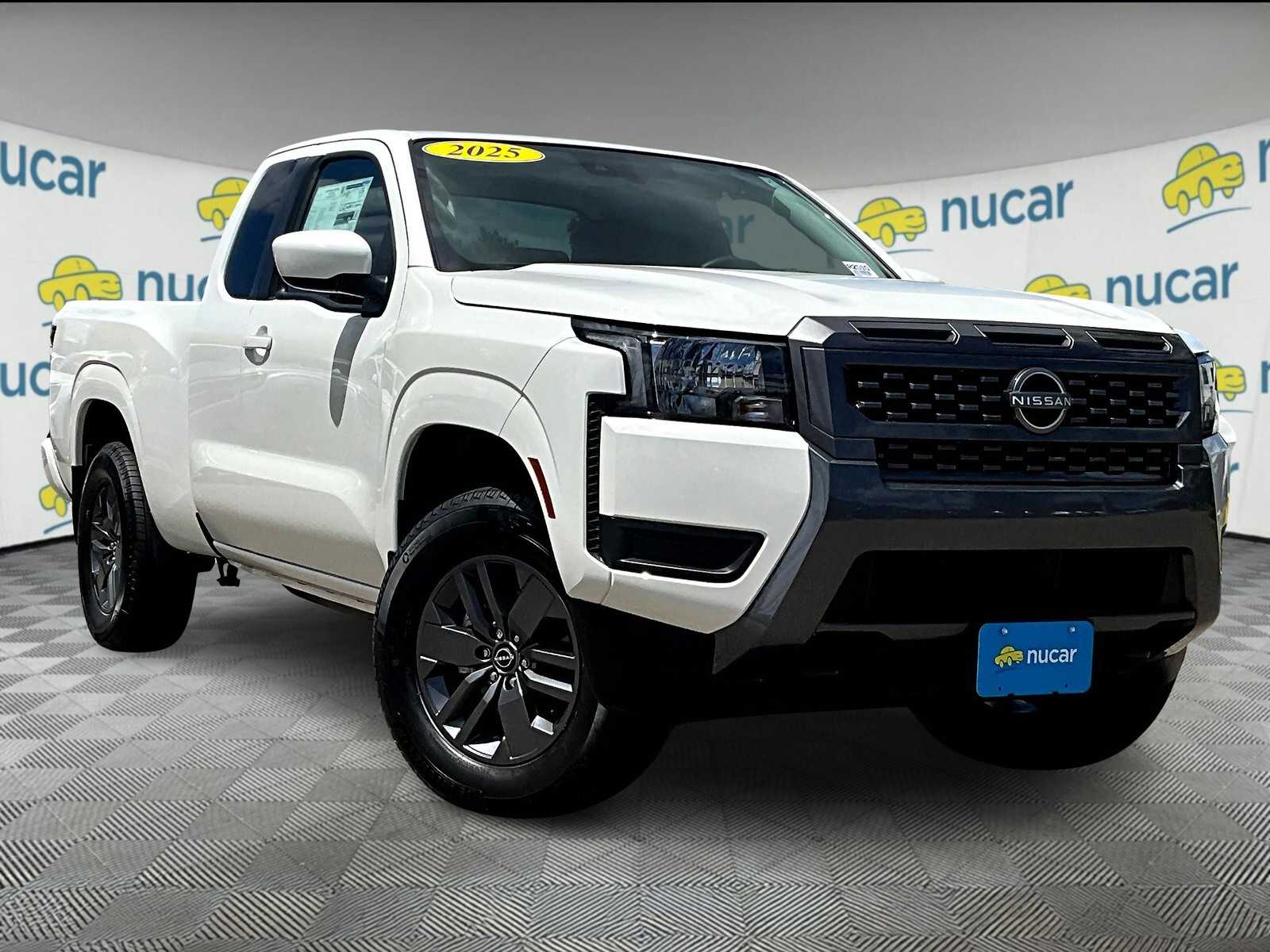 2025 Nissan Frontier SV's photo