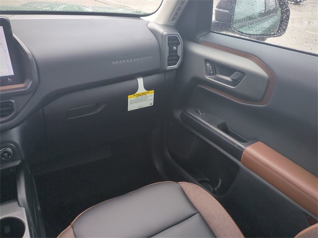 2025 Ford Bronco Sport Outer Banks photo 16
