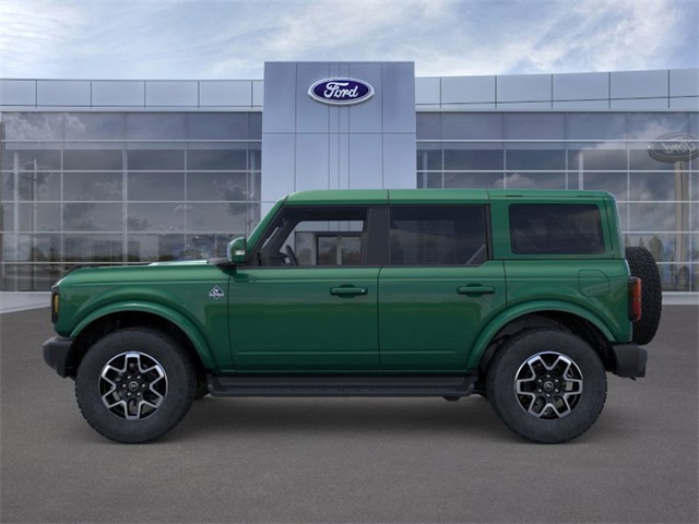 2025 Ford Bronco Outer Banks photo 2