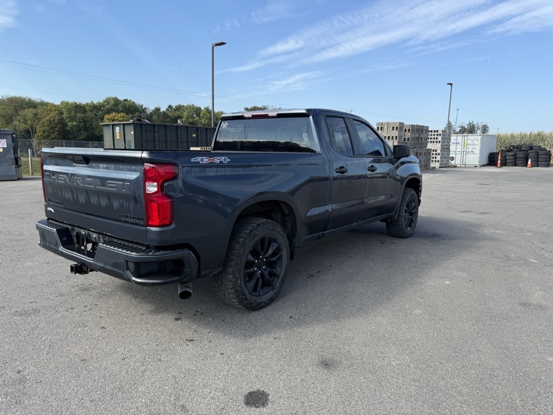 2020 Chevrolet Silverado 1500 Custom photo 5