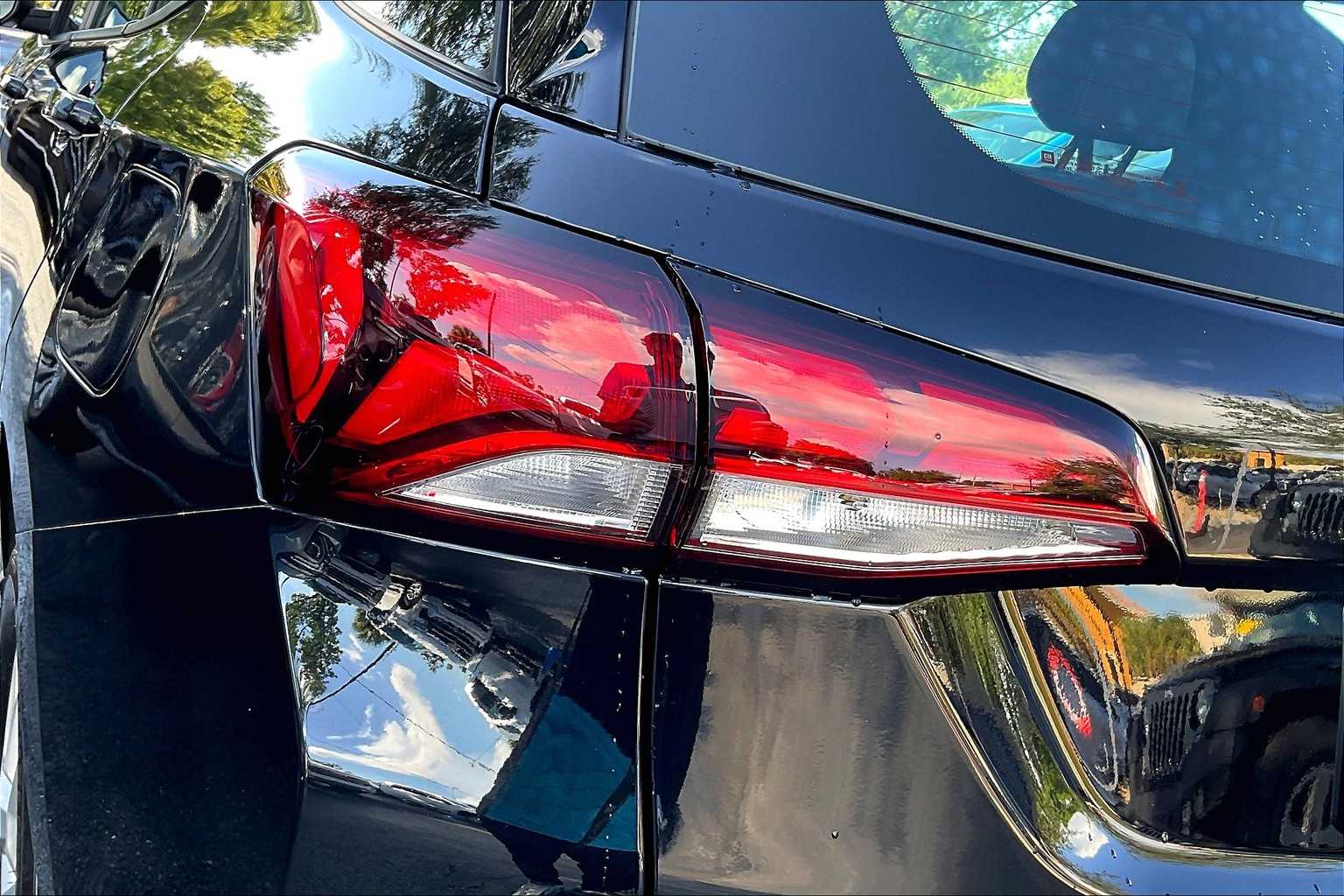 2023 Chevrolet Equinox LS photo 27