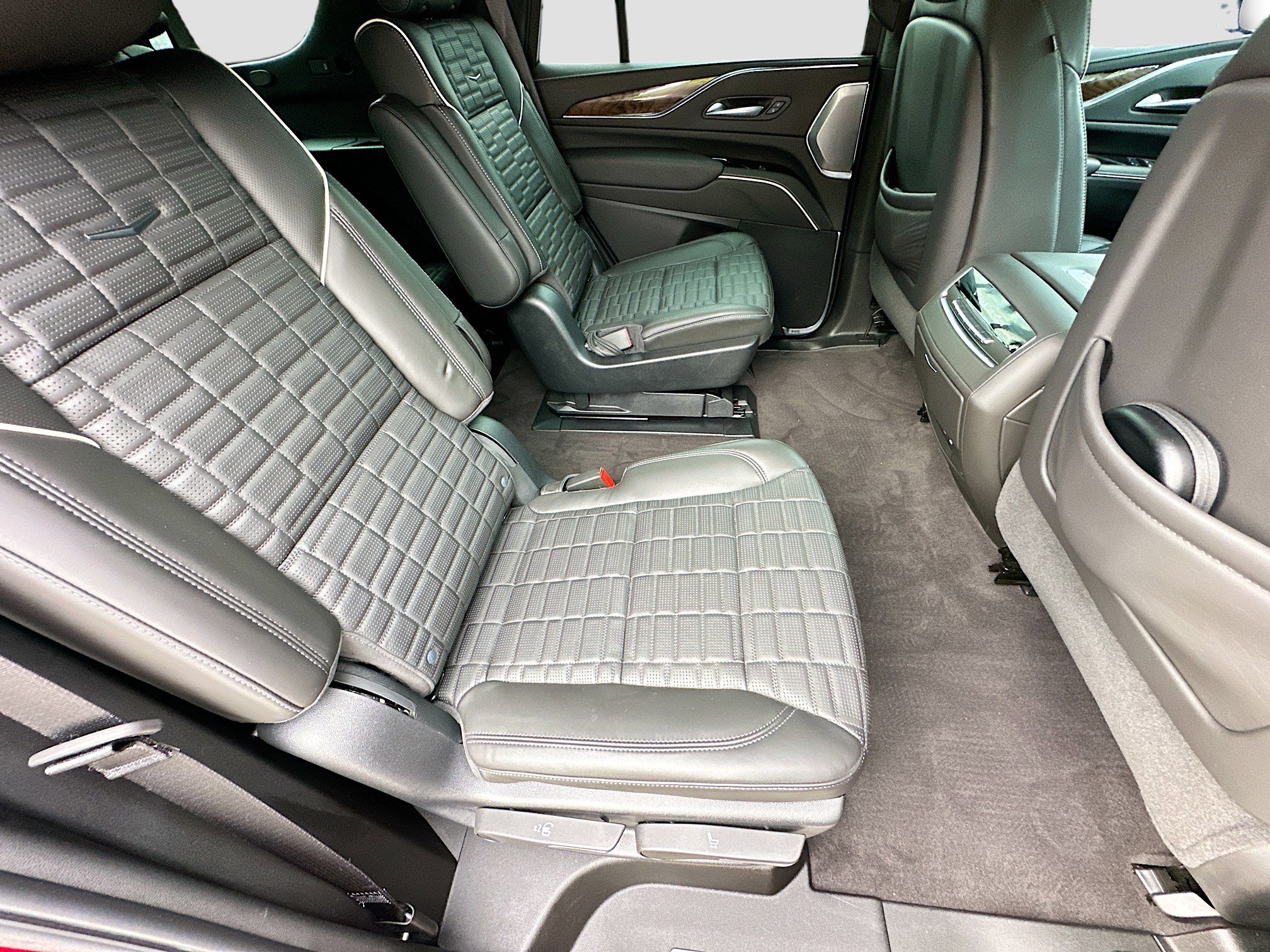 2023 Cadillac Escalade Sport Platinum photo 30