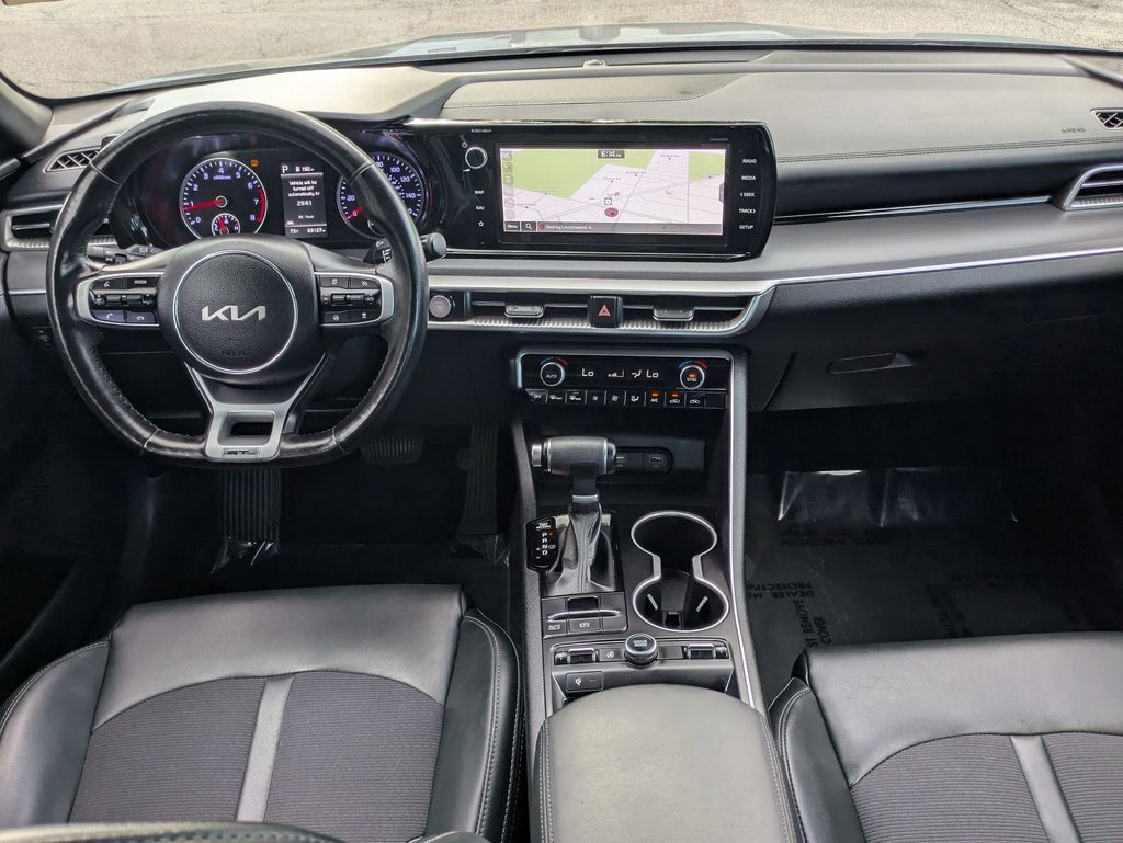 2024 Kia K5 GT-Line photo 18