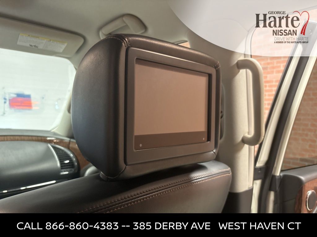 2018 Nissan Armada Platinum photo 18