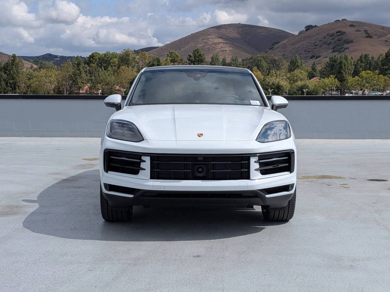2026 Porsche Cayenne Coupe photo 6