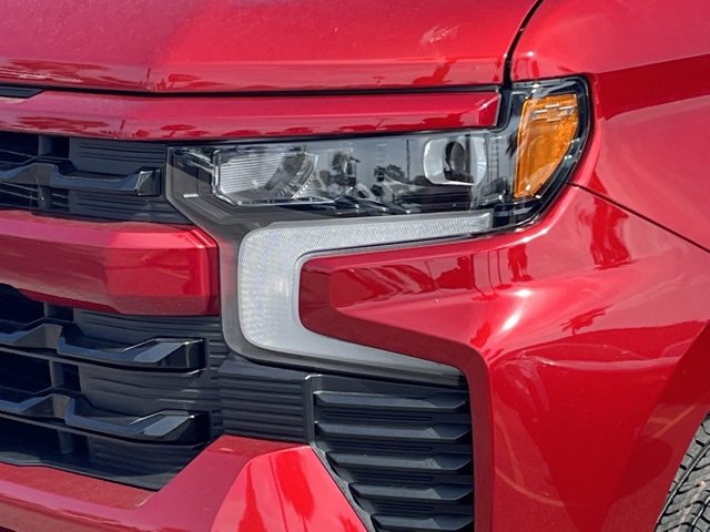 2025 Chevrolet Silverado 1500 RST photo 9