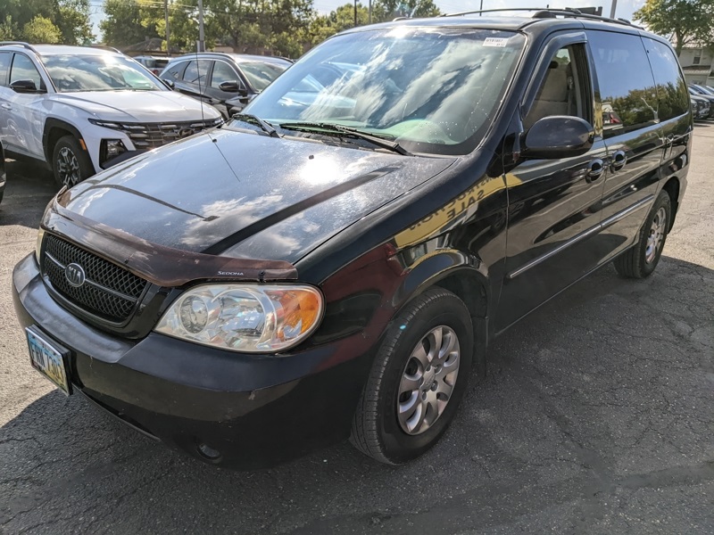 2005 Kia Sedona LX photo 3