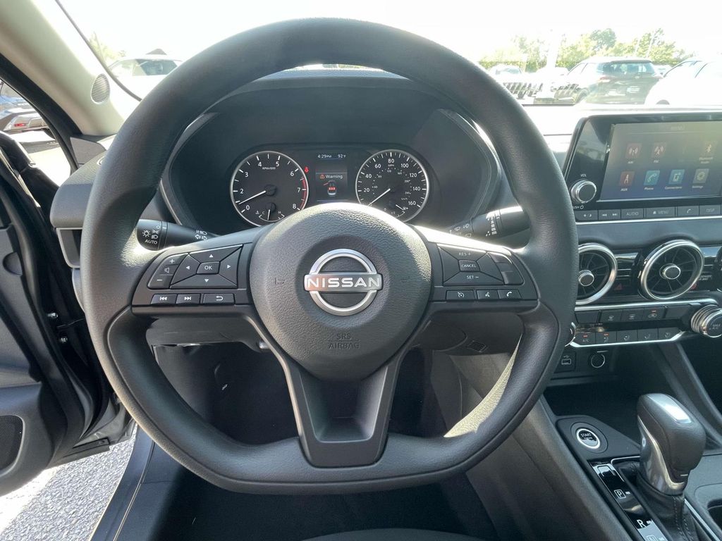 2025 Nissan Sentra S photo 18