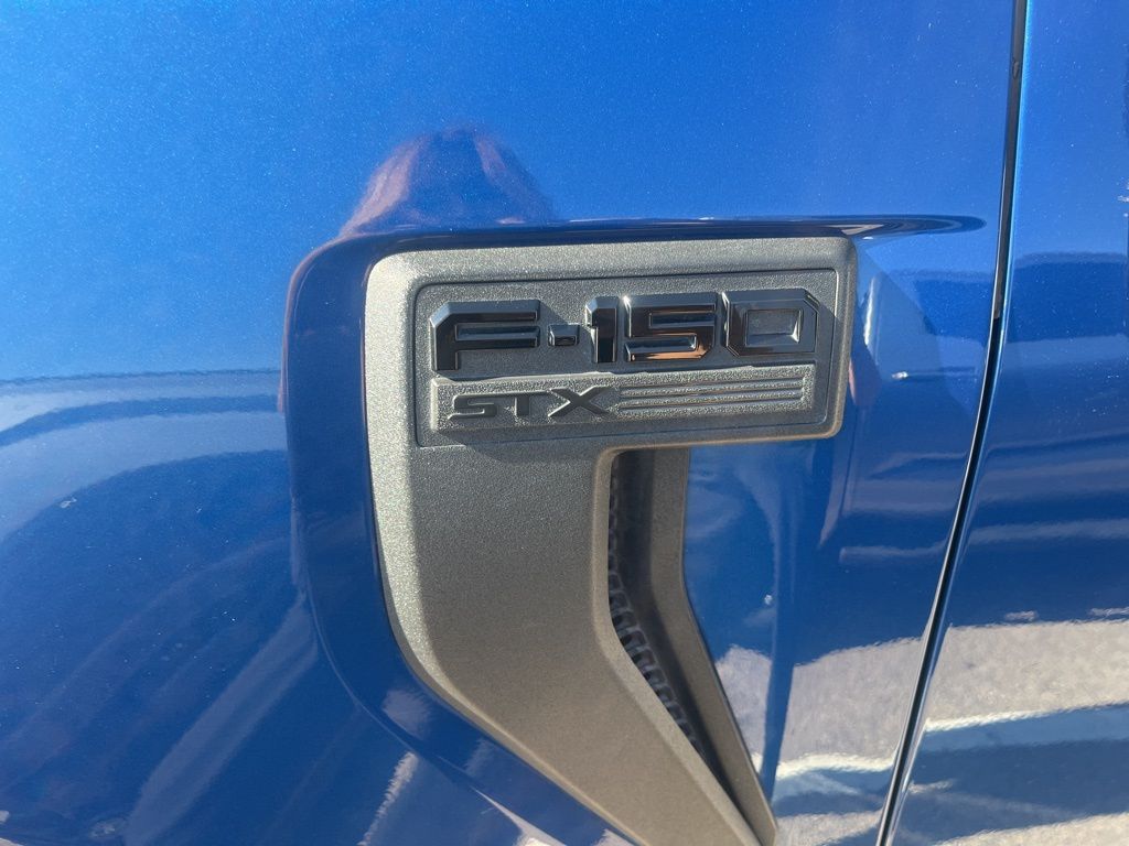 2023 Ford F-150 XL photo 15