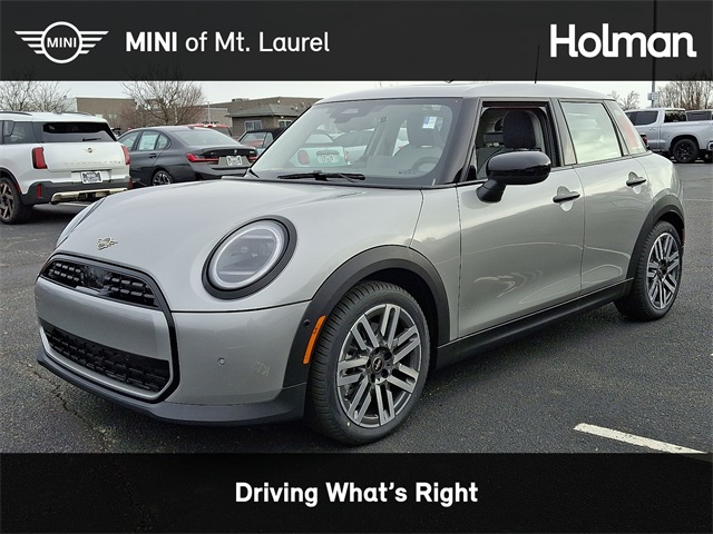 2026 MINI Hardtop 4 Door's photo