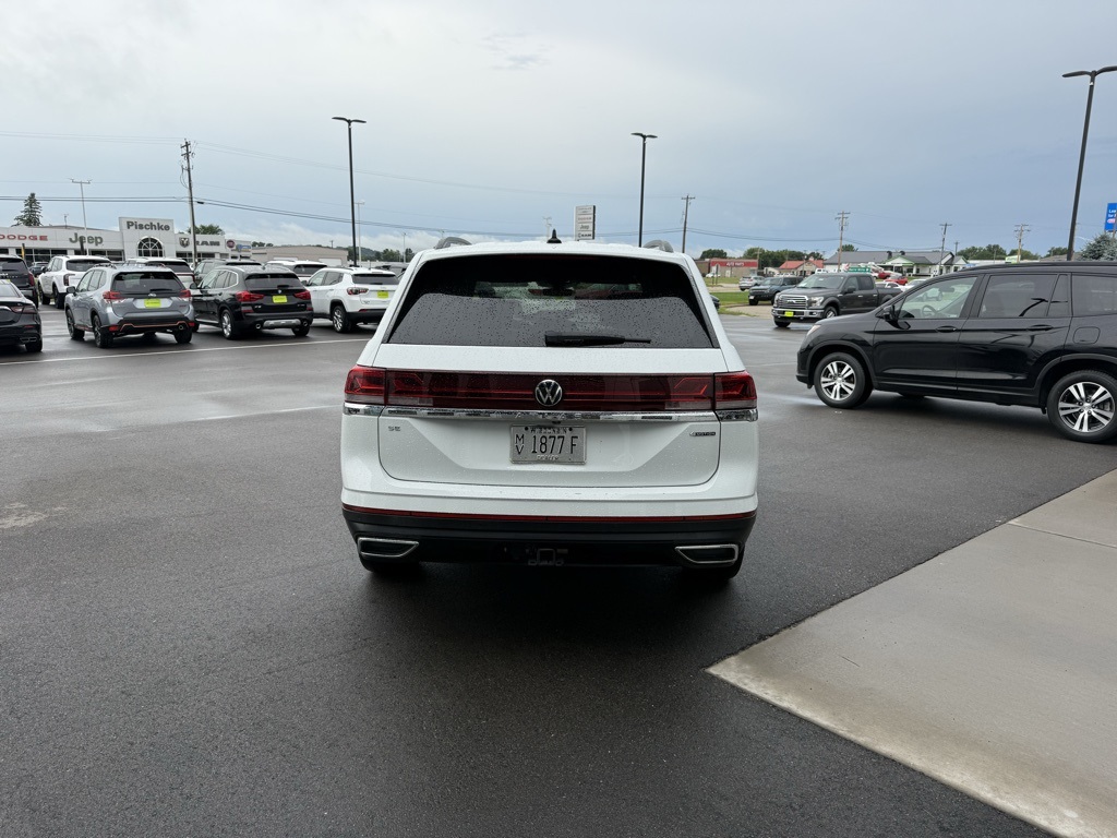 2024 Volkswagen Atlas SE Technology photo 4