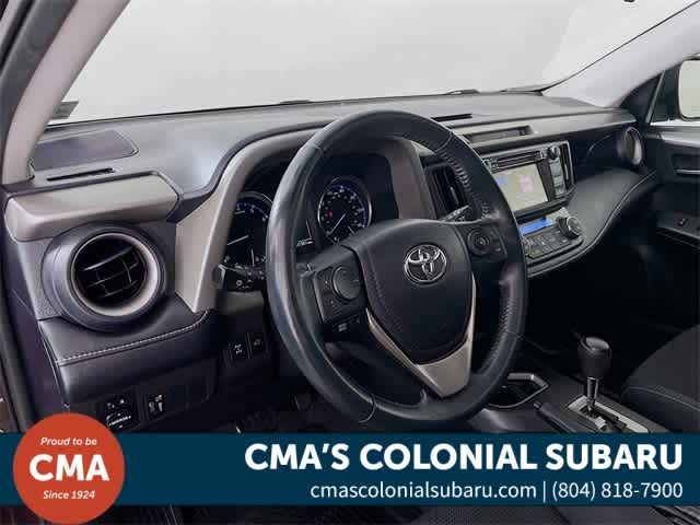 2016 Toyota RAV4 XLE photo 9
