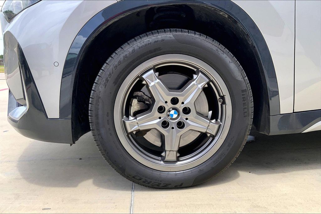 2024 Bmw X1 XDrive28i photo 5