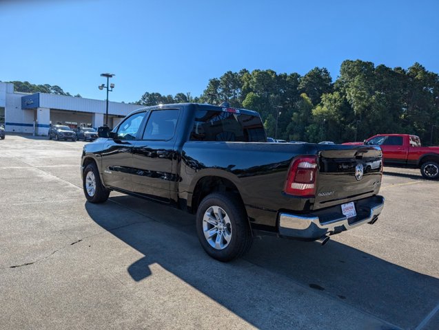 2024 Ram 1500 Laramie photo 3