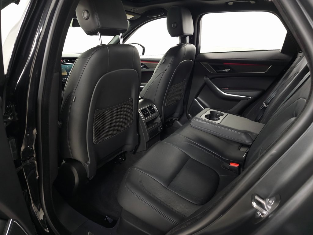 2022 JAGUAR F-PACE - Image 31