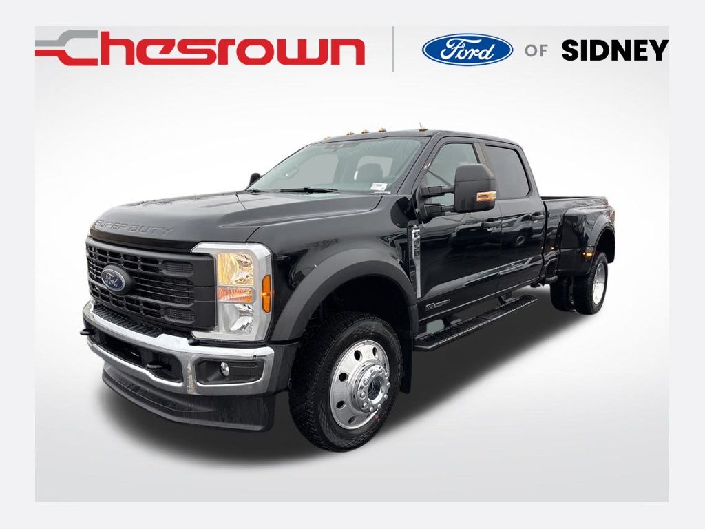 2026 Ford F-450 Super Duty XL's photo