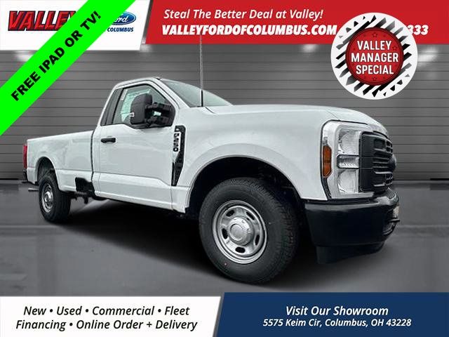 2025 Ford F-250 Super Duty XL's photo