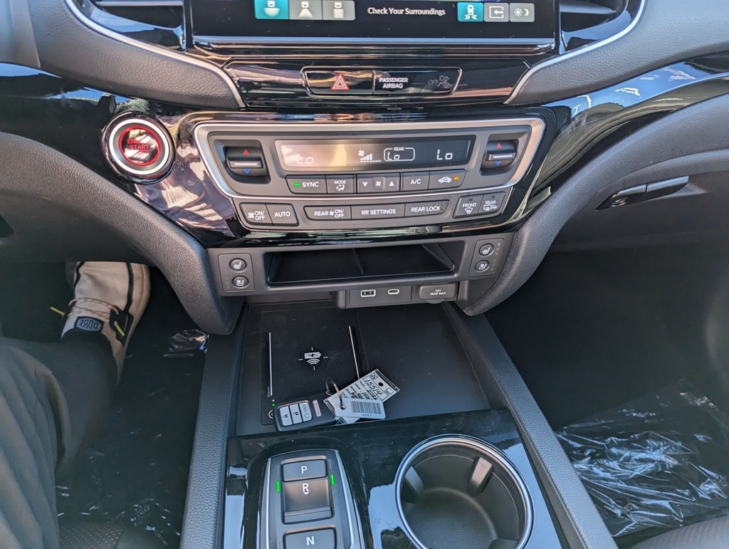 2026 Honda Ridgeline Black Edition photo 14