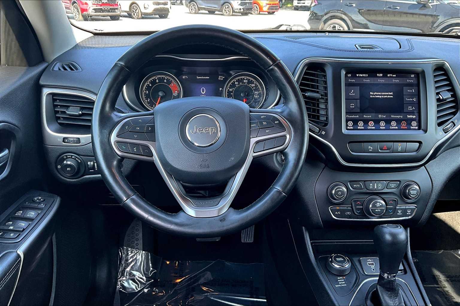 2021 Jeep Cherokee Latitude Lux photo 5