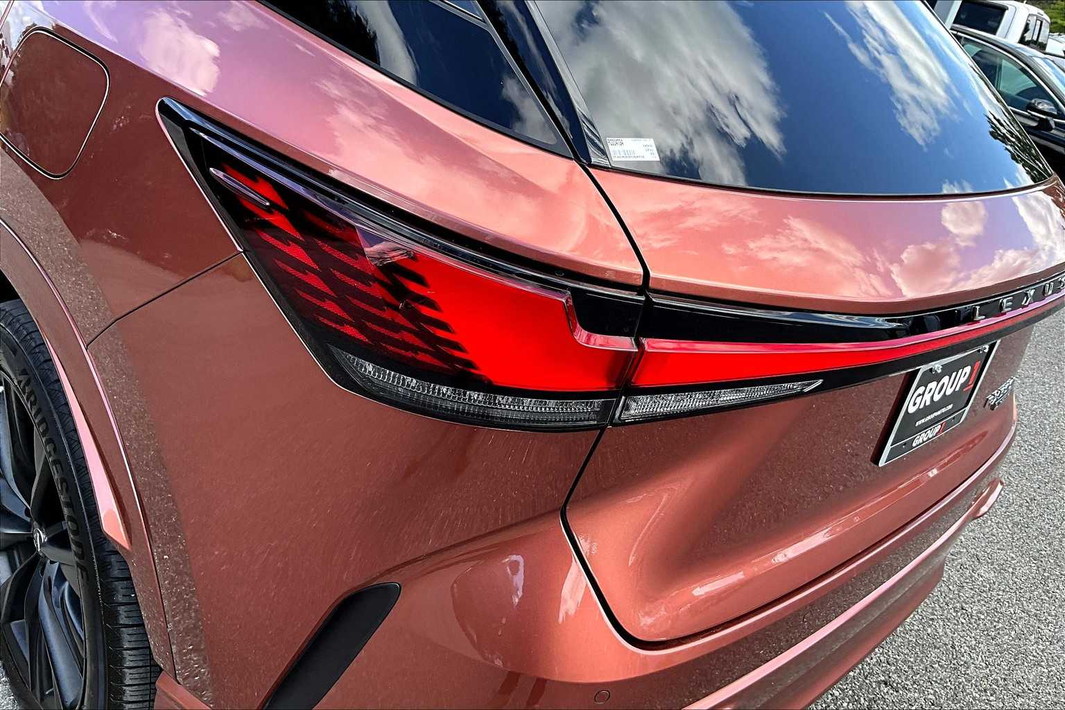 2023 Lexus RX F SPORT Performance AWD photo 28