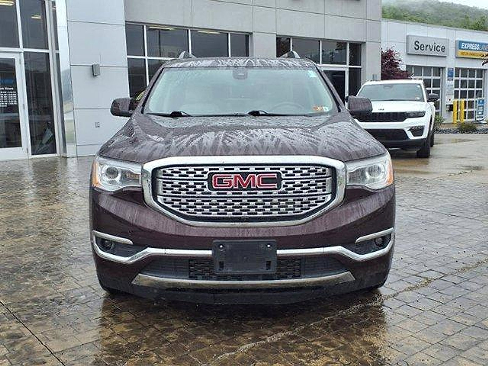 Used 2017 GMC Acadia Denali with VIN 1GKKNXLS5HZ307529 for sale in Newell, WV