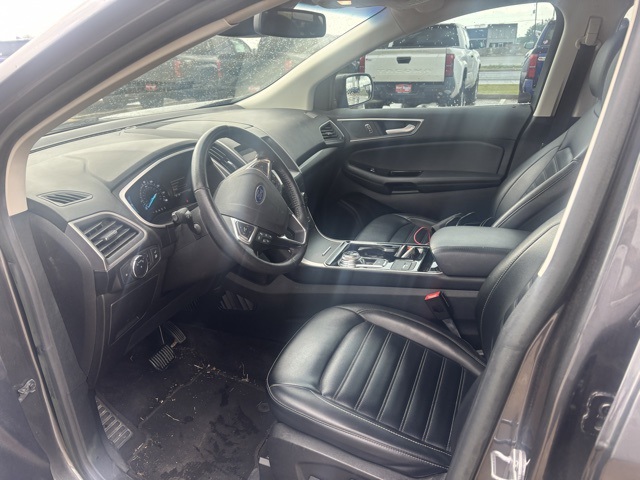 2019 Ford Edge SEL photo 8