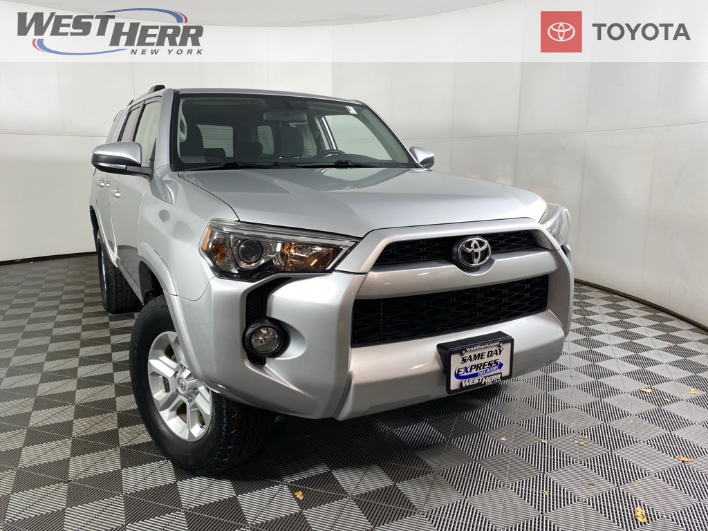 2019 Toyota 4Runner SR5's photo