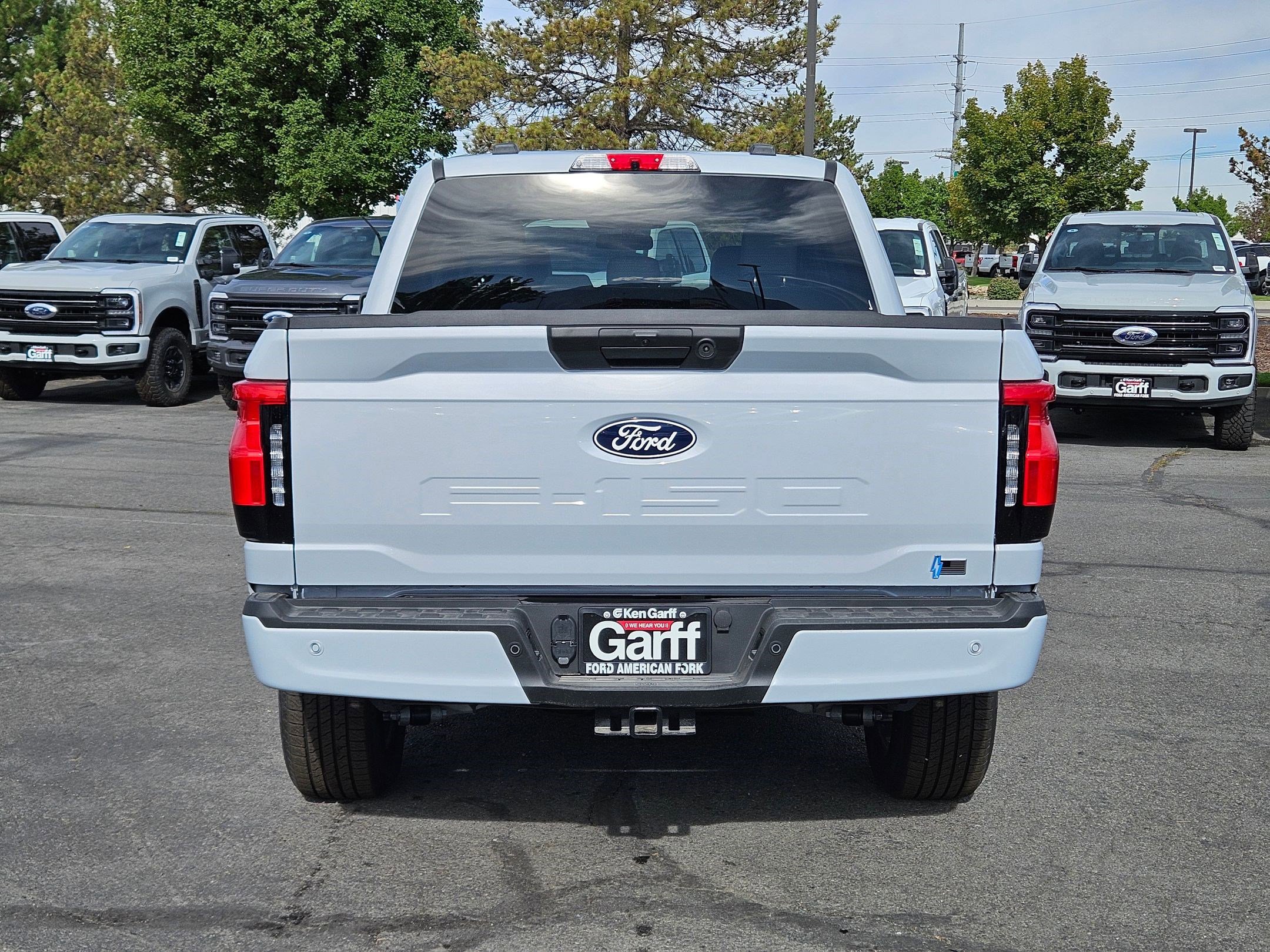 2025 Ford F-150 Lightning photo 4