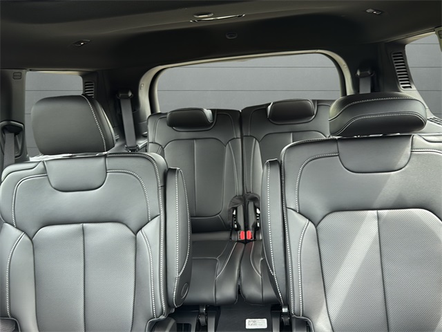 2025 Jeep Grand Cherokee Limited photo 26